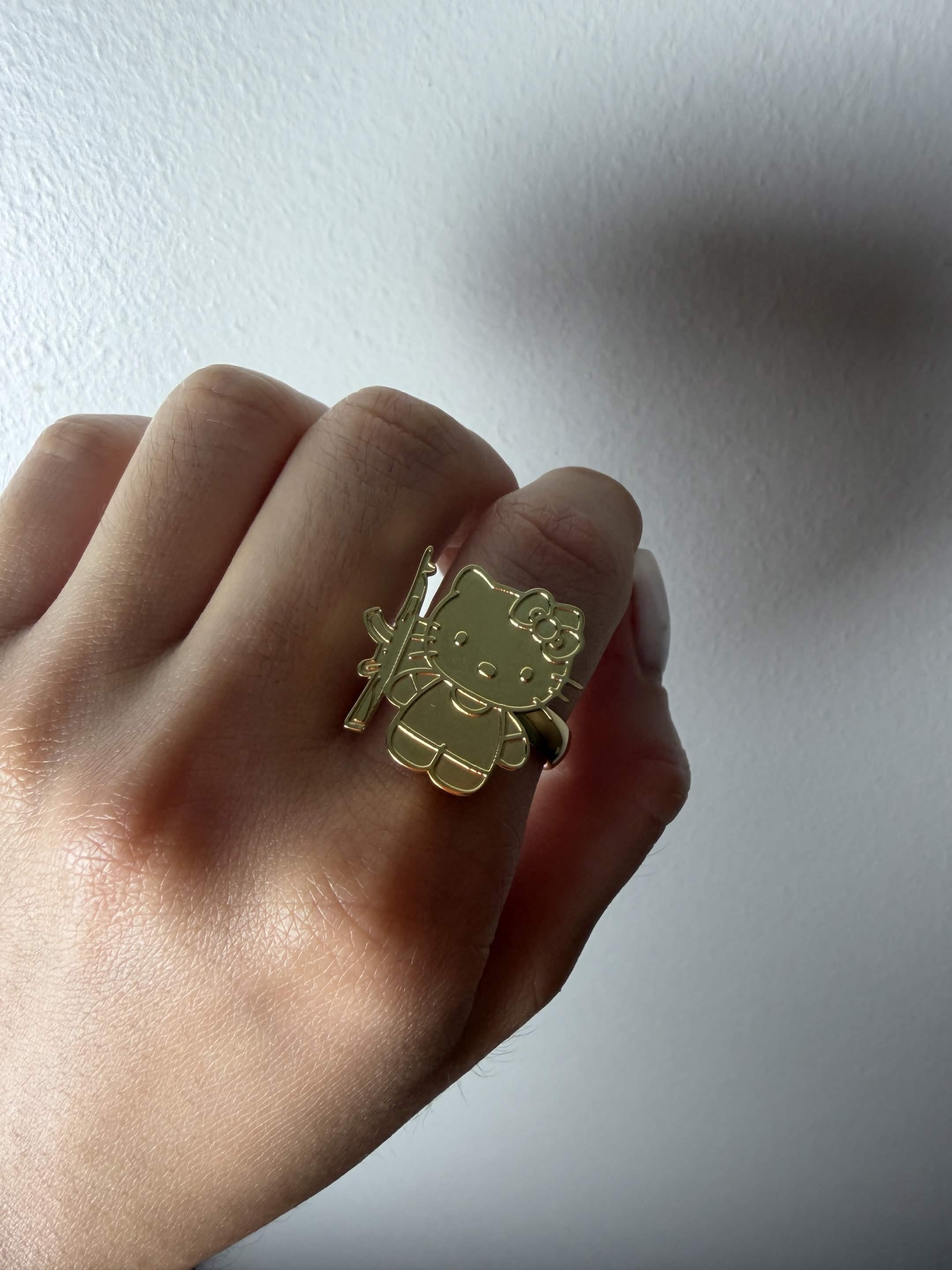 Hello Kitty Baddie Ring
