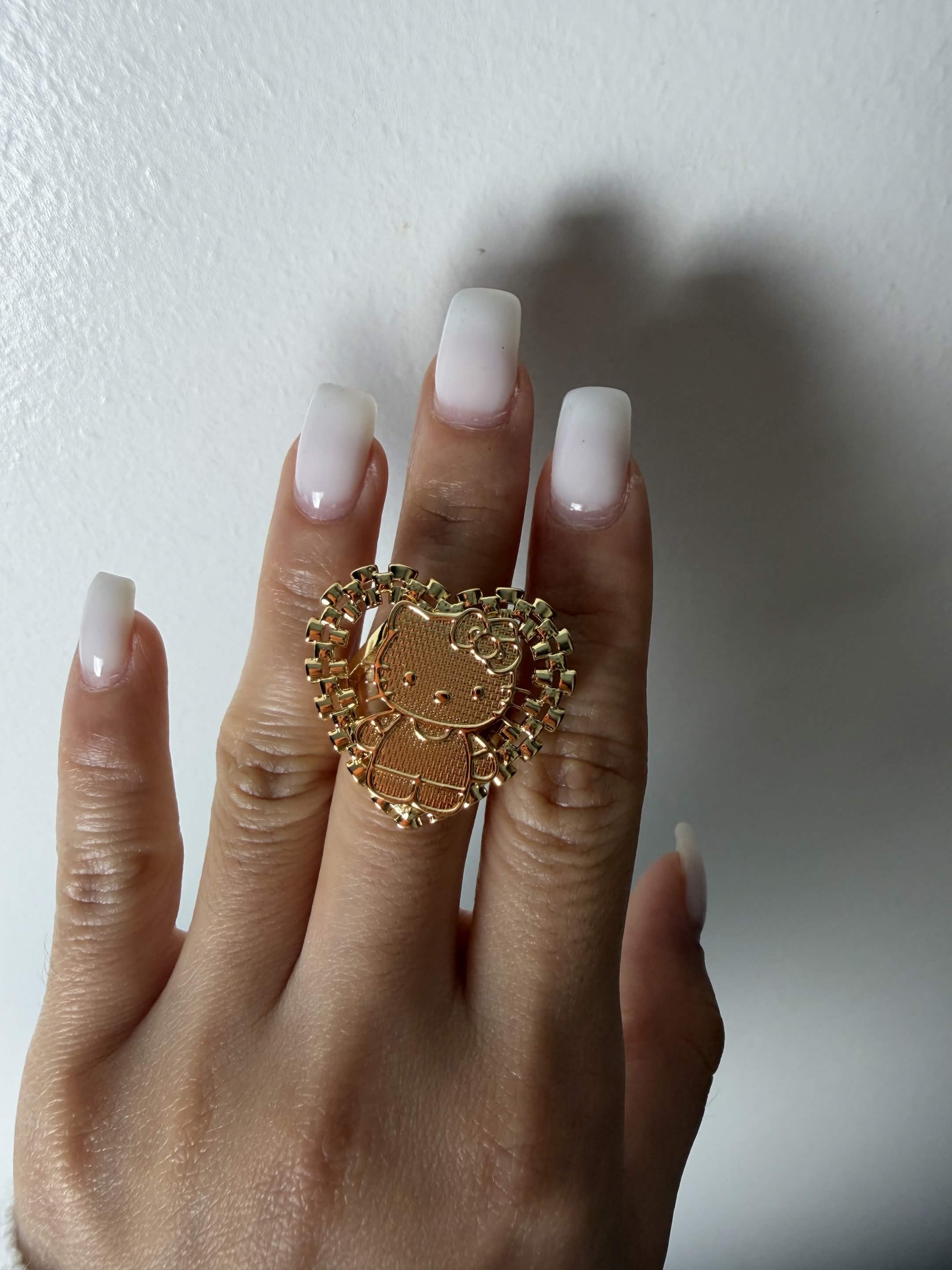 Hello Kitty Full Body Heart Ring